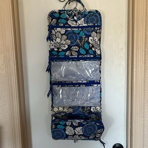 Vera Bradley hanging travel organizer